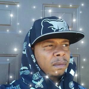 Meet your Posher, Darrius